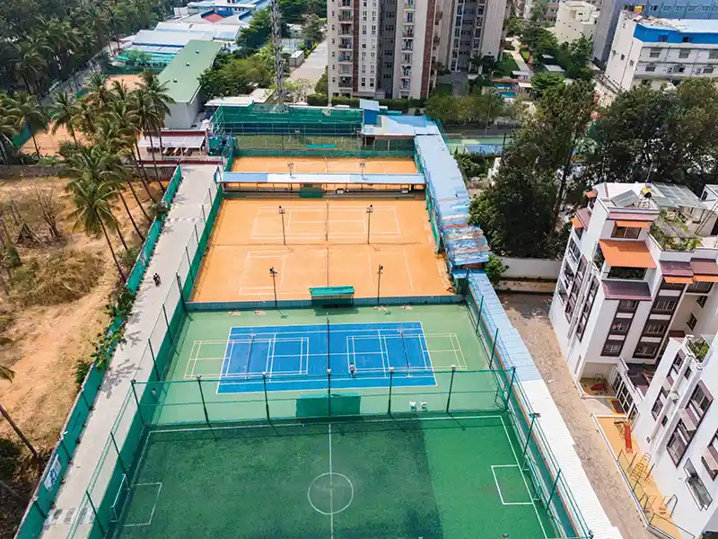 Sports-court