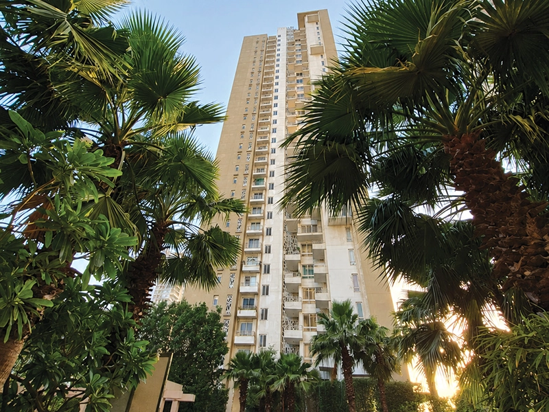 High-Rises-with-Extensive-Façade-Exposure